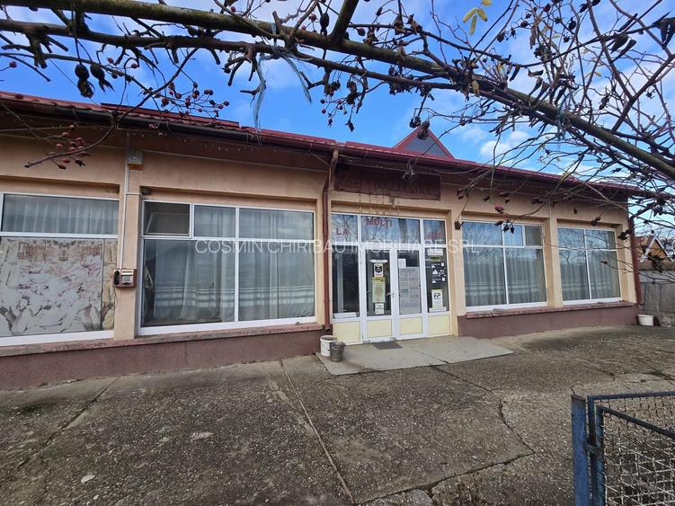 Se oferă spre vânzare / închiriere clădire cu spațiu comercial - 15