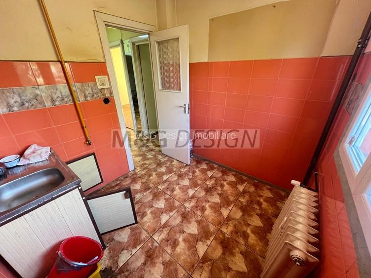 Circumvalatiunii - Gh Lazar, 2 camere decomandat, etaj 3 - 8