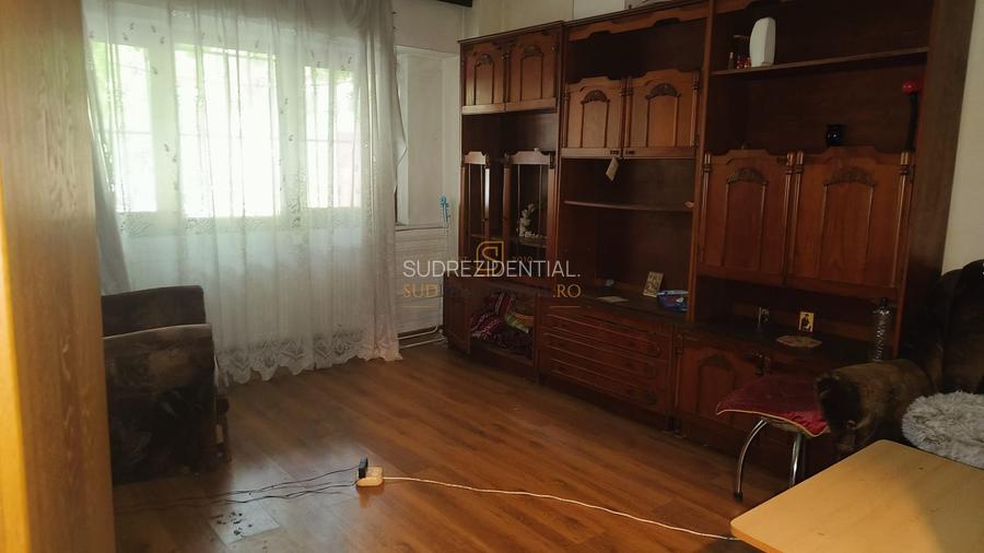 Garsoniera decomandata, acces facil metrou Aparatorii Pat6riei - 4