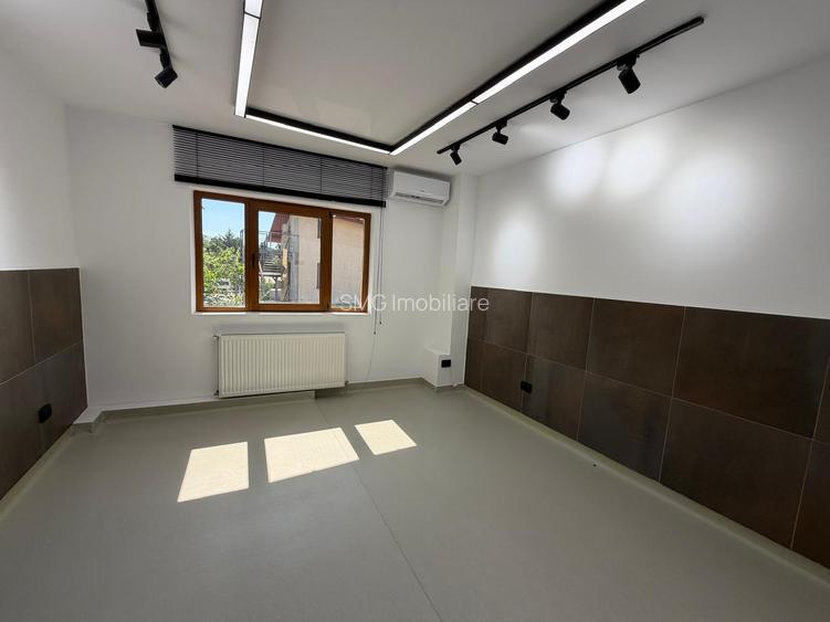 Inchiriere etaj 1 | Pretabil clinica medicala | 4 cabinete individuale - 12