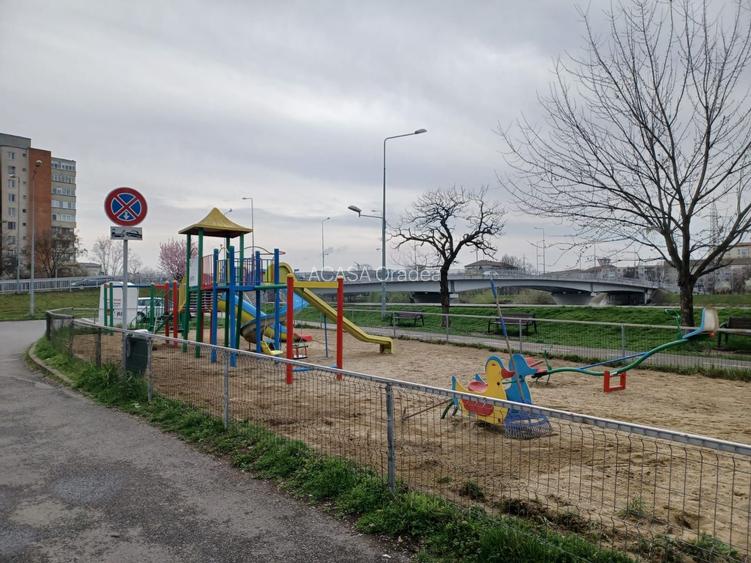 Chirie, 2 dormitoare, str. Sovata. 400 E/lună negociabil. Comision 0. - 9