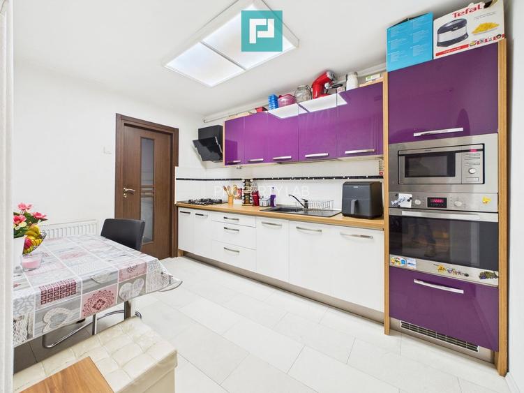 Apartament 3 camere la etaj 1 in Aradul nou - 2