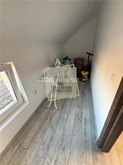 Casa noua cu 5 camere 2 bai in Terezian - 13