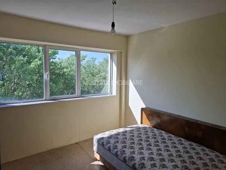 - Apartament 3 camere confort 1, zona Viziru 1. - 2