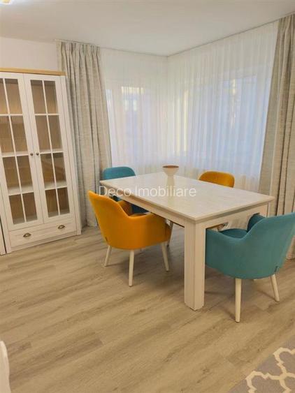 Inchiriere Apartament 2 camere confort sporit cu parcare, imobil nou, Zorilor, S - 4
