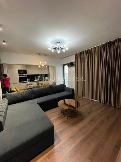 0% COMISION - FRONTAL SIUTGHIOL - 3 CAMERE - PARCARE SUBTERANĂ - 5