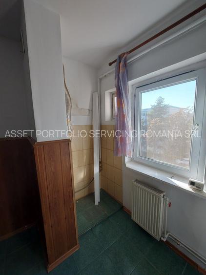 Apartament cu trei camere Pitesti-Arges - 25