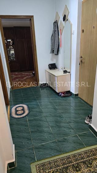 Apartament 3 camere decomandate - Bd.Mamaia - zona Delfinariu - 155.000 euro - 7