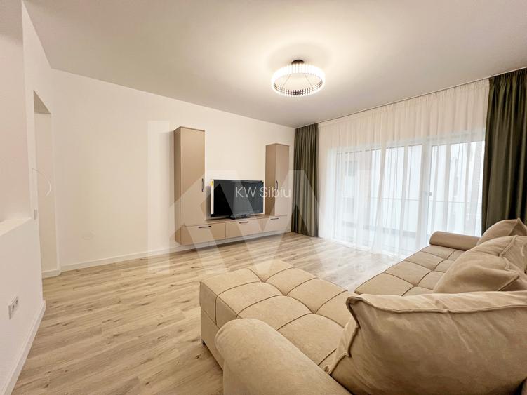 De închiriat apartament 2 camere complet mobilat si utilat. Terasă mare. - 9