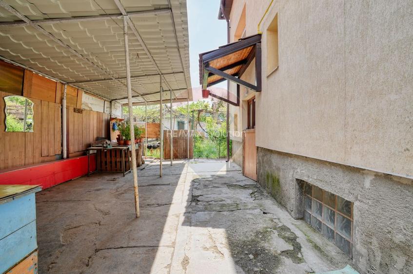 Casă / Vilă cu 6 camere de vânzare în zona Bartolomeu - 38
