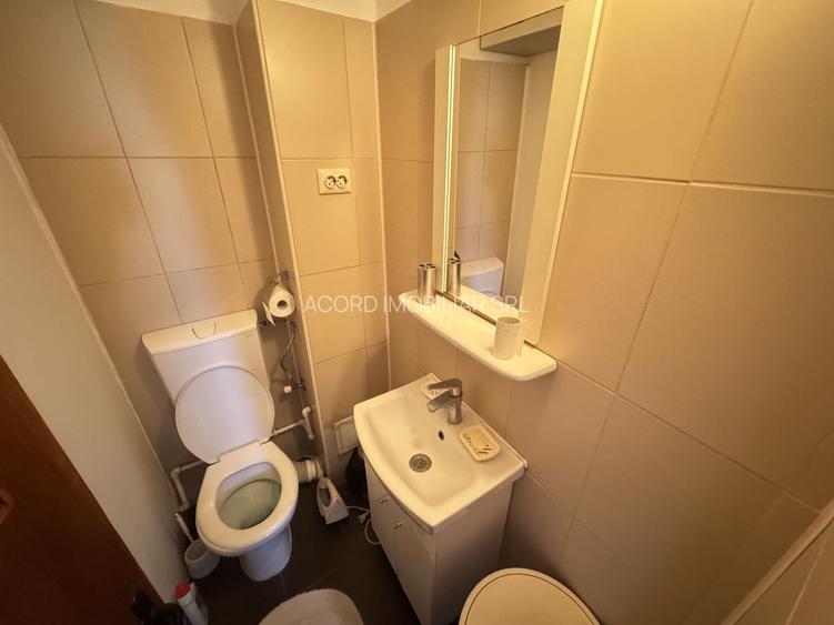 Apartament 3 camere zona Delfinariu cu Centrala - 8