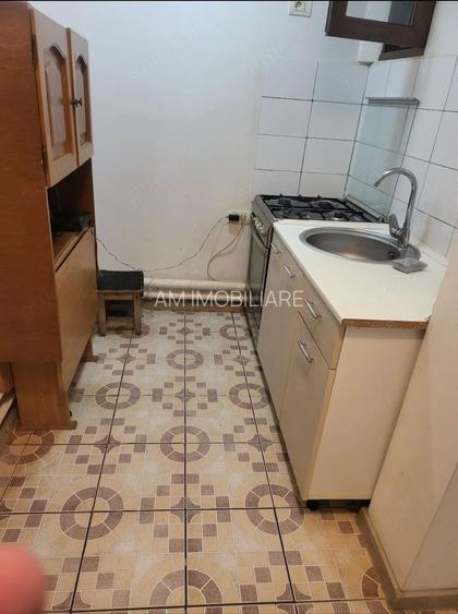GARSONIERA GIURGIULUI,BUCATARIE ICNHISA, MOBILATA/UTILATA, CURATA - 7