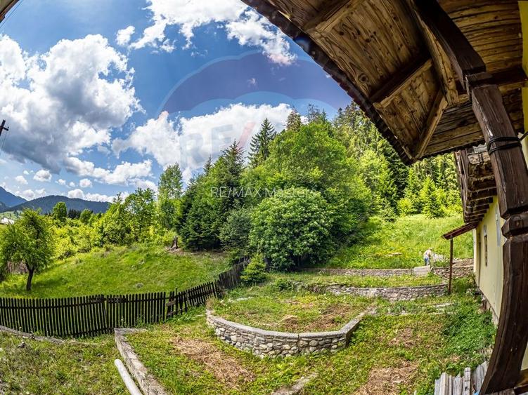 Vila / Pensiune cu 20 camere de vânzare în Câmpulung Moldovenesc, SV - 21