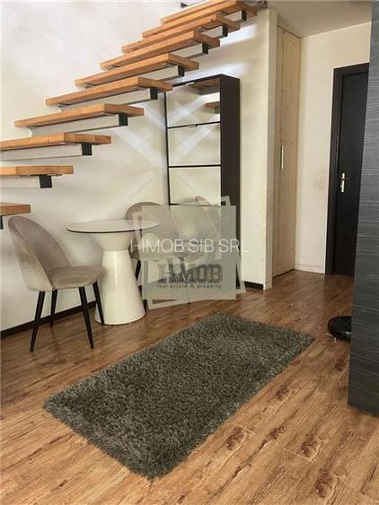 Casa pretabila muncitori cu 4 camere si 3 bai in Sura Mare - 4