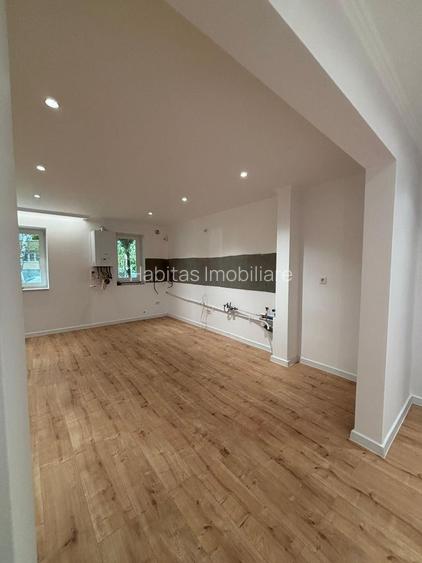 Apartament recent renovat,3 camere, boxa, strada Mehedinti, Manastur - 4