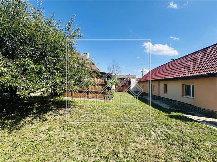 Casa la tara, teren mare, mobilata si utilata, zona foarte linistita - 4