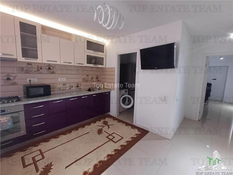 Vila 5 camere + 4 bai la sub 1000e pe mp - 14