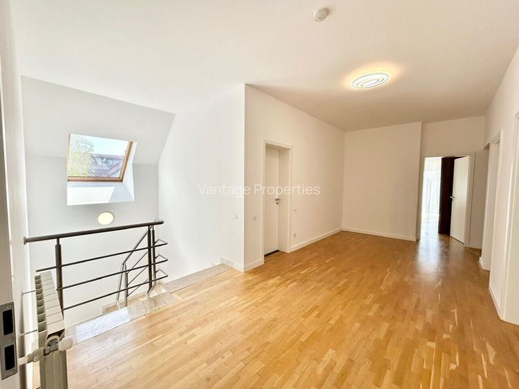 Individual villa with pool, 6 bedrooms, Iancu Nicolae - 12