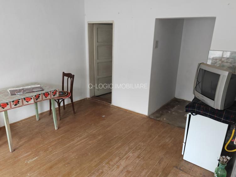 Casa 4 camere libera la vanzare HALCHIU - 9