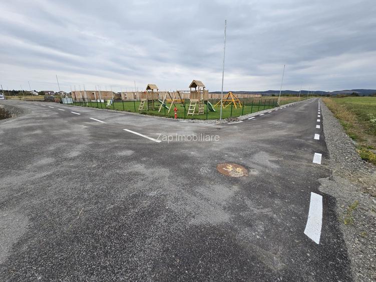 Casa 4 camere la cheie,10 minute de spital 150mp,700mp teren - 17