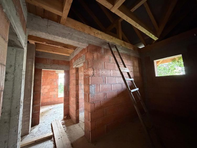 Casă de vânzare 260 mp utili + 1052 mp teren in centrul orasului Covasna - 7