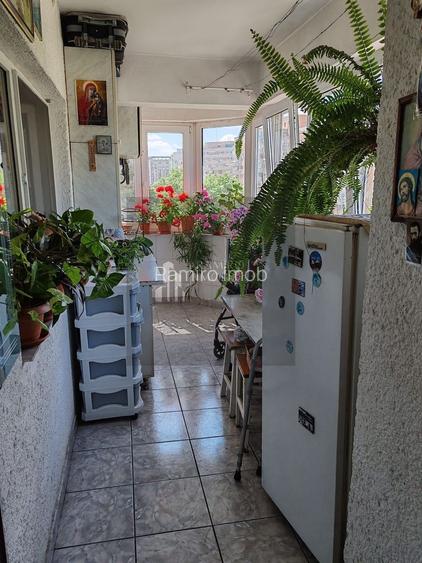 Apartament 3 camere zona MARRIOT decomandat - 13