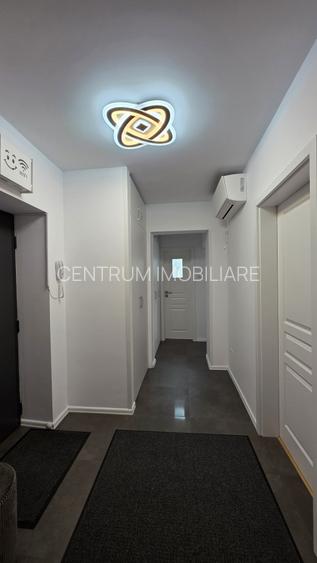 Bulevardul Unirii Fantani - Piata Constitutiei - 18