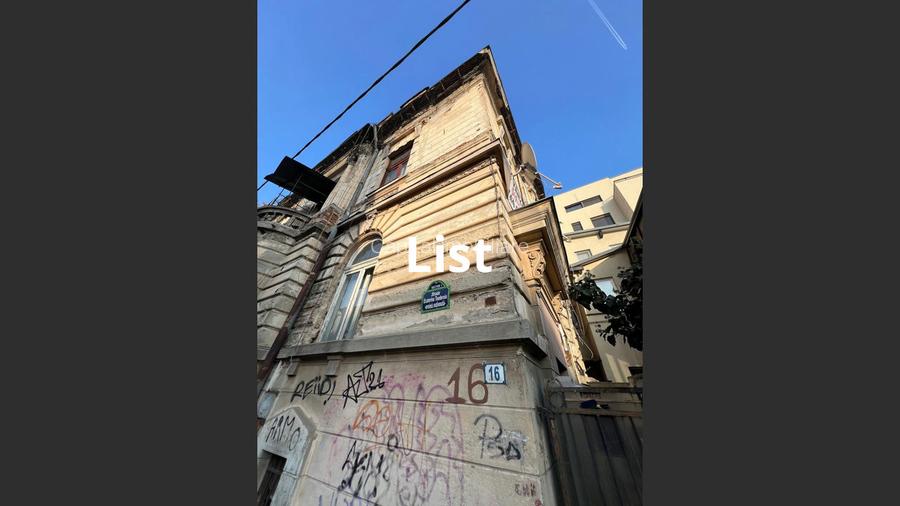 Cladire interbelica - Piata Victoriei - 3