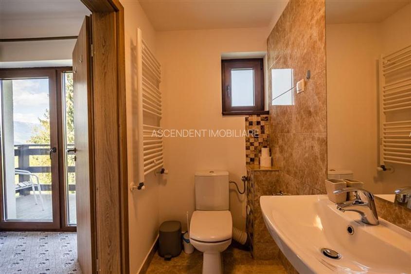 FILM! Ansamblu arhitectural proaspat si distins,pe 3.000 mp teren, in magia natu - 25