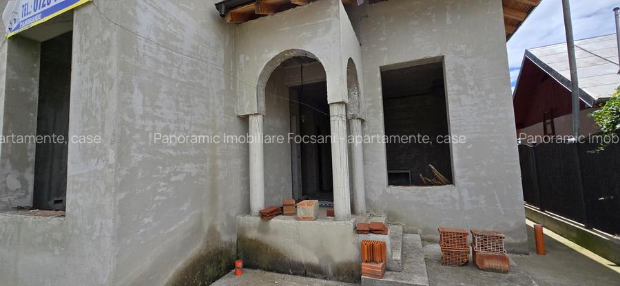 Vila de vanzare Focsani la gri, tip brancovenesc . - 13