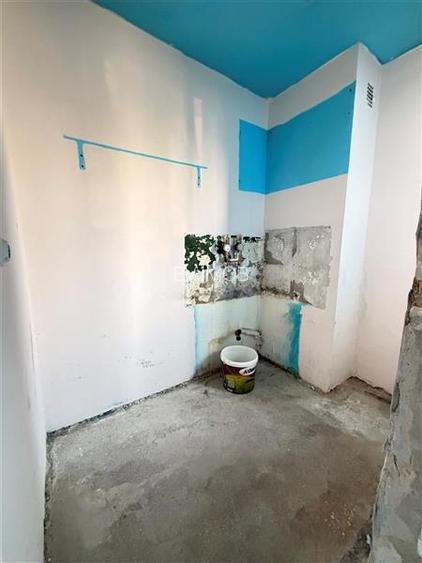 Vanzare garsoniera, zonaTractorul, etaj 1 10, insorita - 5