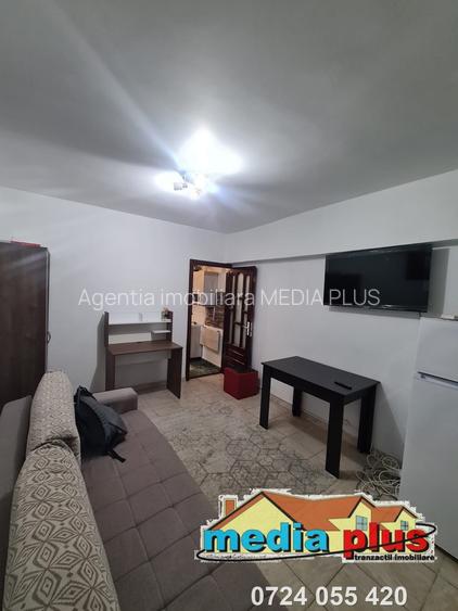 Garsoniera zona Viaduct - 5