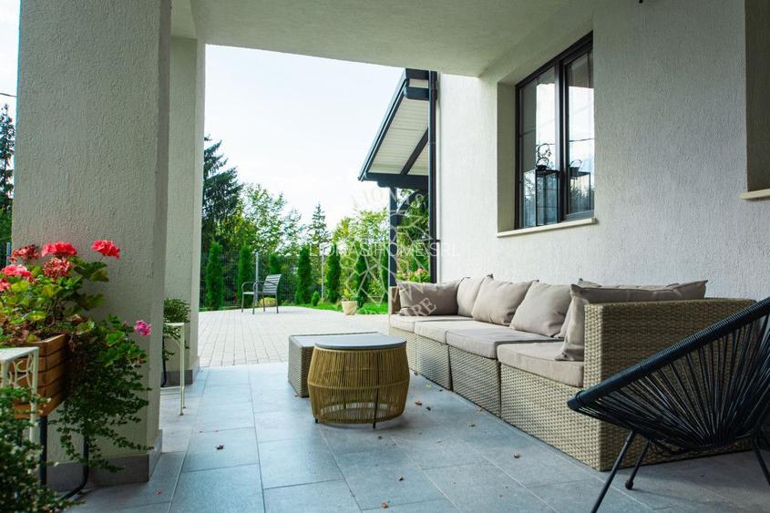 Pensiune Moderna 200 mp-teren 1000 mp-foisor-terasa-balcoane-Colibita - 6