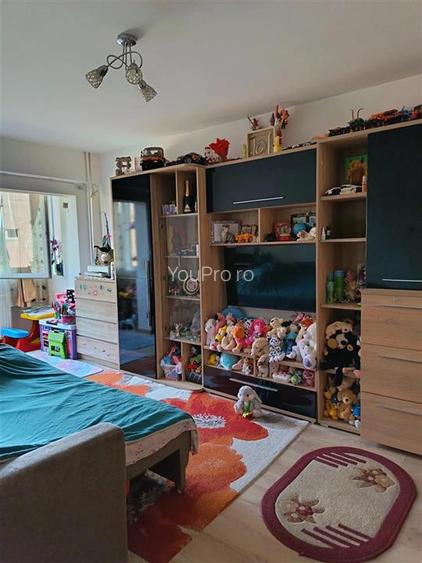 Zona Girocului Decomandat 2 Camere - 5