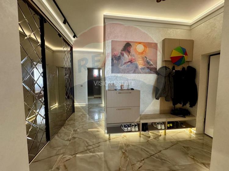 Apartament cu 4 camere de vânzare în zona Calea Bucuresti - 8