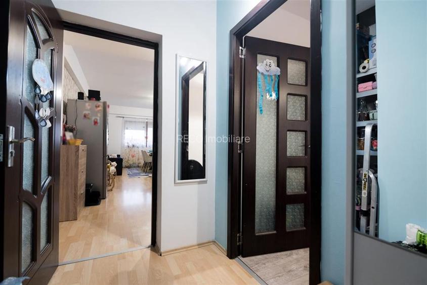 RECO Apartament de vanzare 3 camere in Paleu - 8