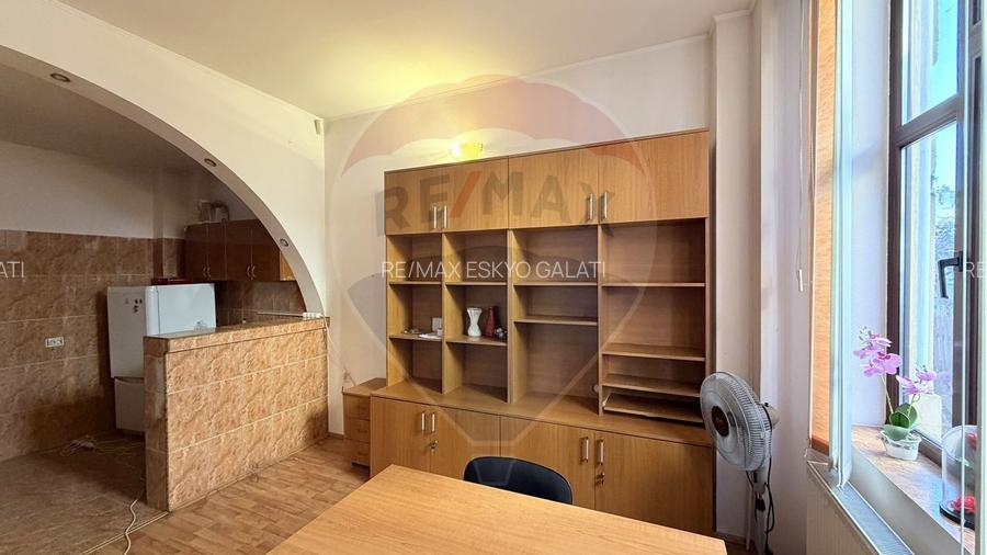 Casă interbelica de vanzare in Galati, zona Centrala - 9