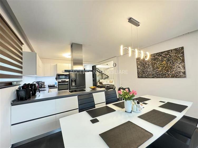 LIVE&Film! Resedinta de elita design aparte, amplasament apreciabil,Livezeni, Mu - 17