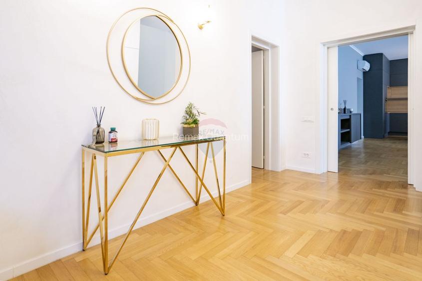 Casă / Vilă cu 5 camere de vânzare în zona Dealuri Oradea - 9