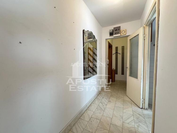 Apartament cu 3 camere, decomantat, etajul 2 , zona Spitalul Judetean - 5