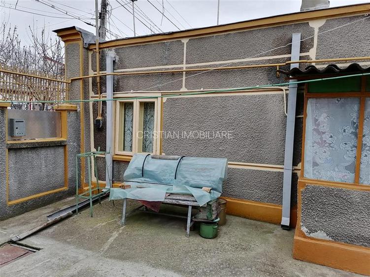 Casa 4 camere, zona Lic Balcescu , teren 273 mp - 4