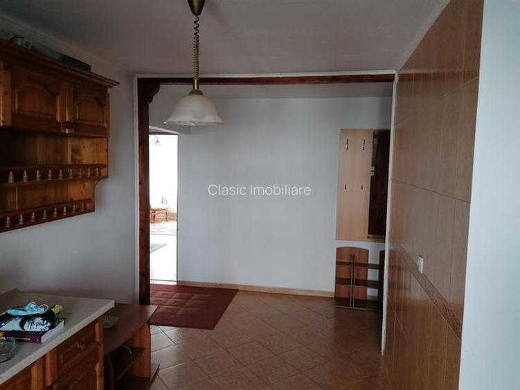 Vanzare apartament 2 camere decomandate etaj 1 in Gheorgheni- zona Titulescu - 5