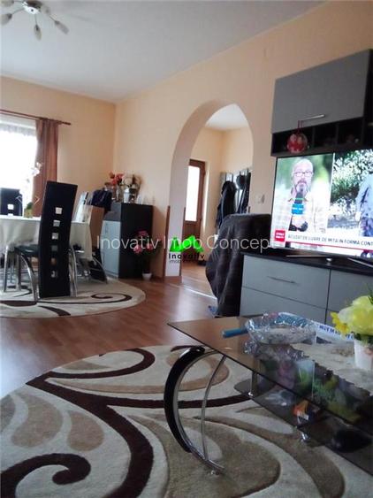 Casa de vanzare 4 camere garaj teren Micesti Alba - 4