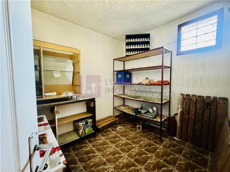 Spatiu comercial de vanzare | zona Compa | 56 mp | 2 intrari | depozit - 7