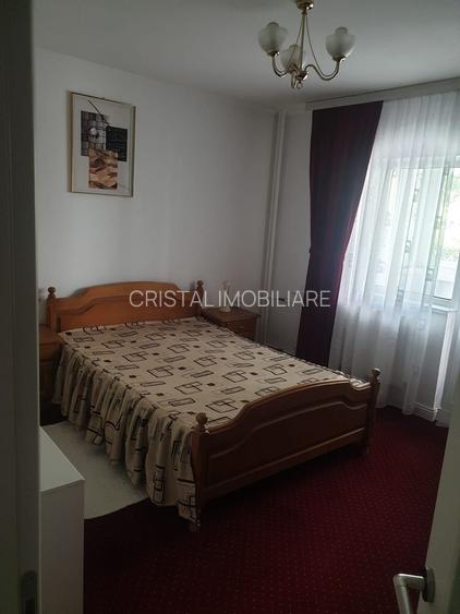 Vânzare Apartament 4 Camere /2 Minute de Mall Vitan Complet Renovat și Mobilat - 8