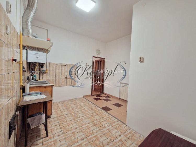 Apartament in imobil interbelic, str. Emil Racovita - 9