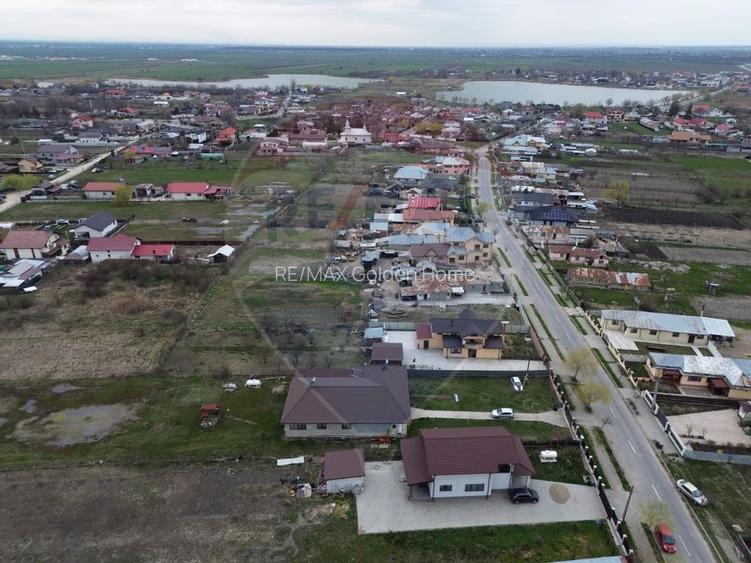 Teren Mandresti / Strada Lacramioarei - 8