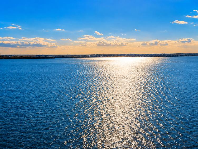 3 Camere Decomandat 87mp Mamaia Zona Iaki Vedere Frontală Lac - 2