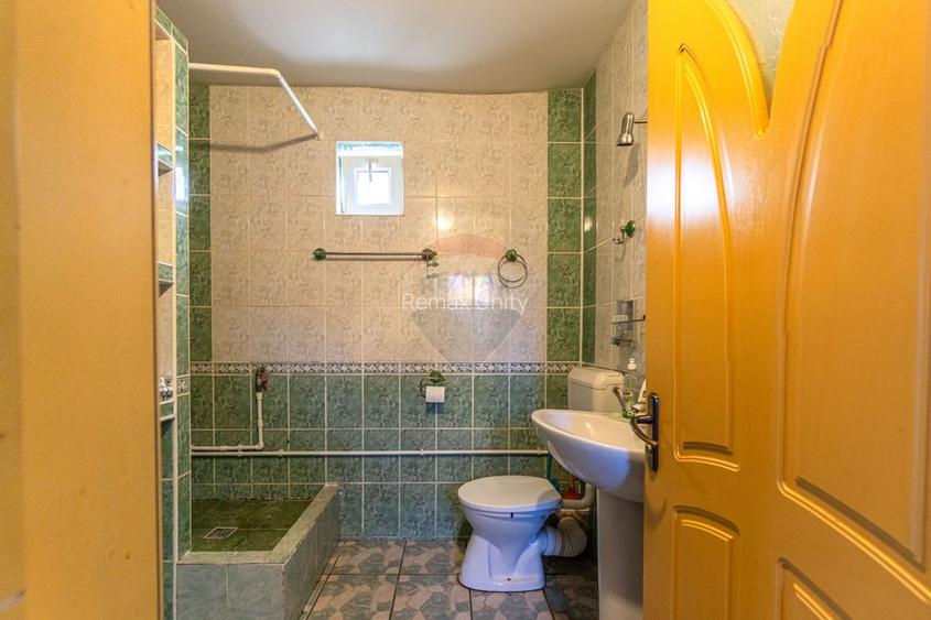 Proprietate mixtă cu spațiu comercial și locuință Strada Aurel Vlaicu - 20