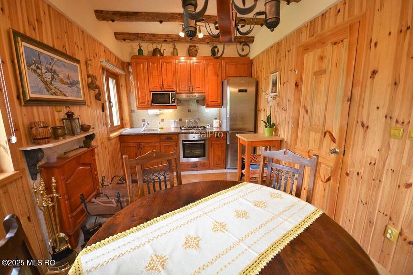 Campulung - Leresti, casa de munte, teren 5503 mp! - 7